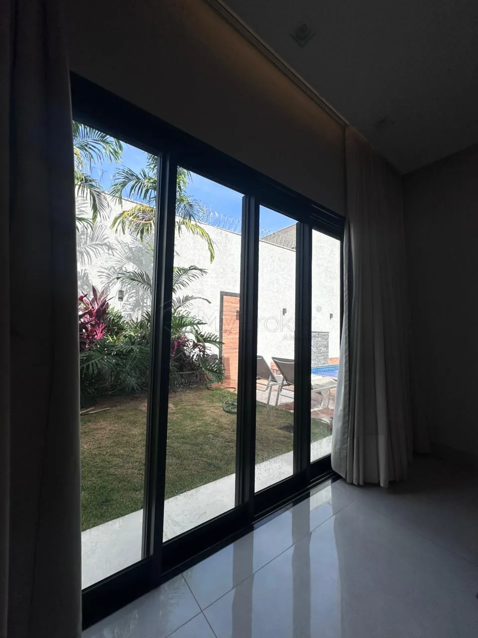 Alugar Casa / Padr&atilde;o em Goi&acirc;nia R$ 13.000,00 - Foto 31