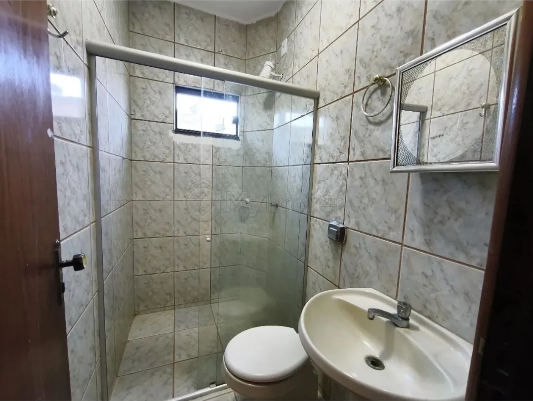 Alugar Casa / Sobrado em Goi&acirc;nia R$ 4.700,00 - Foto 5