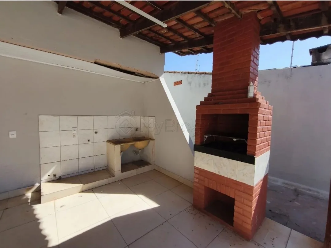 Alugar Casa / Sobrado em Goi&acirc;nia R$ 4.700,00 - Foto 9