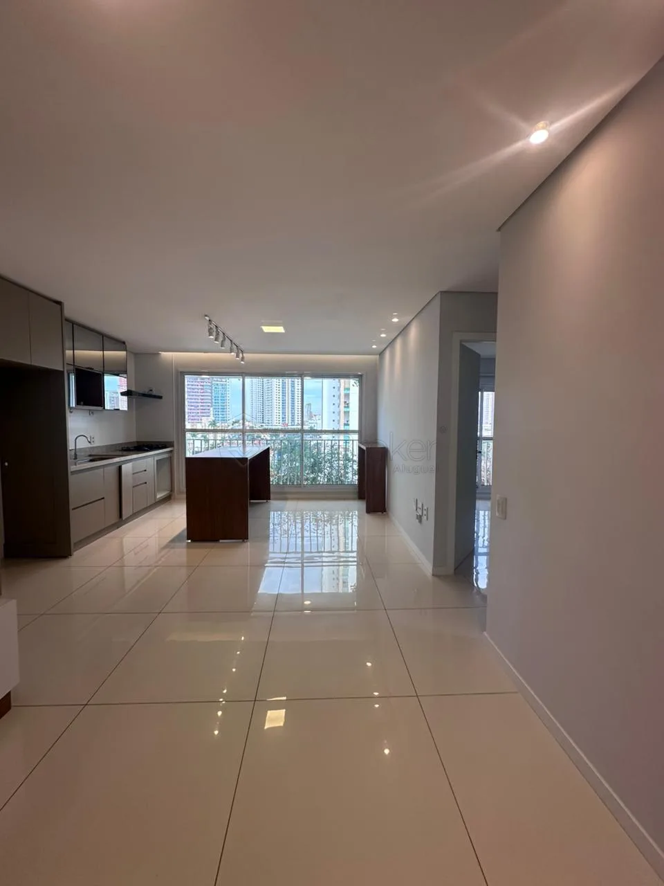 Comprar Apartamento / Padr&atilde;o em Goi&acirc;nia R$ 980.000,00 - Foto 2