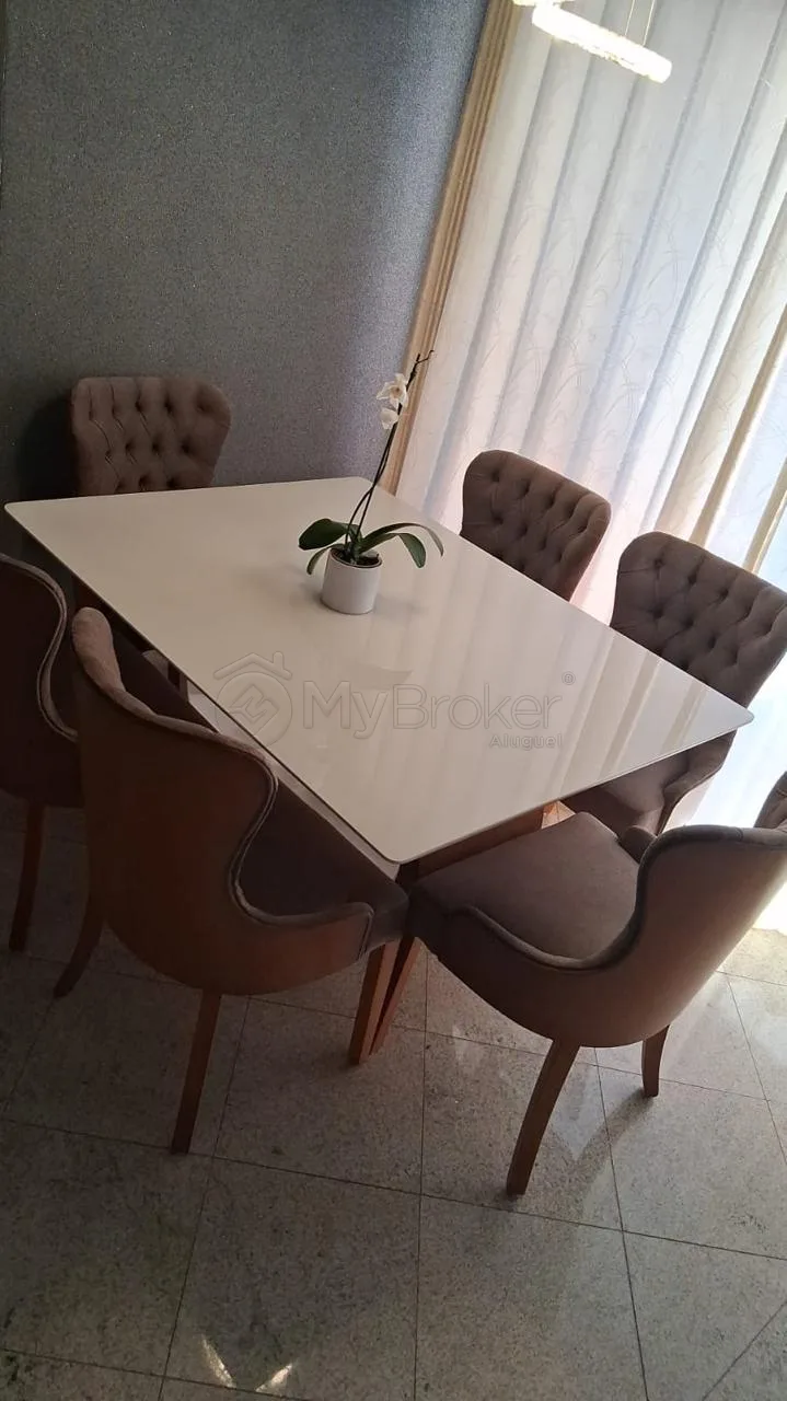 Alugar Apartamento / Padr&atilde;o em Goi&acirc;nia R$ 3.500,00 - Foto 1