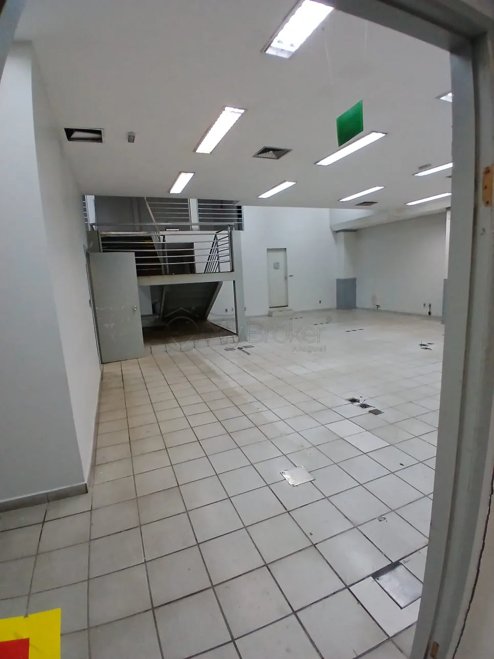 Alugar Comercial / Sala em Goi&acirc;nia R$ 55.000,00 - Foto 10