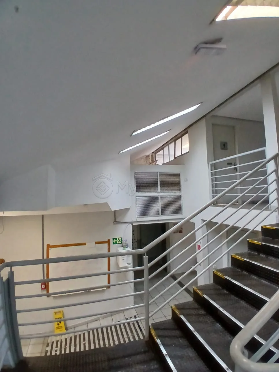 Alugar Comercial / Sala em Goi&acirc;nia R$ 55.000,00 - Foto 13