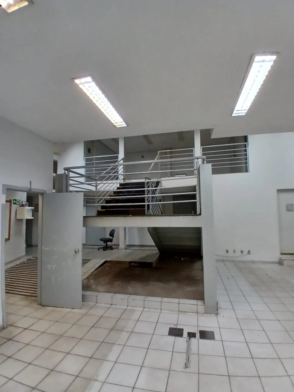 Alugar Comercial / Sala em Goi&acirc;nia R$ 55.000,00 - Foto 11