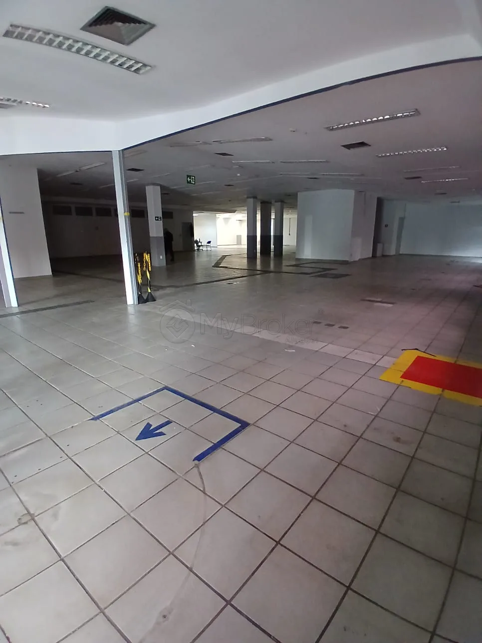 Alugar Comercial / Sala em Goi&acirc;nia R$ 55.000,00 - Foto 22