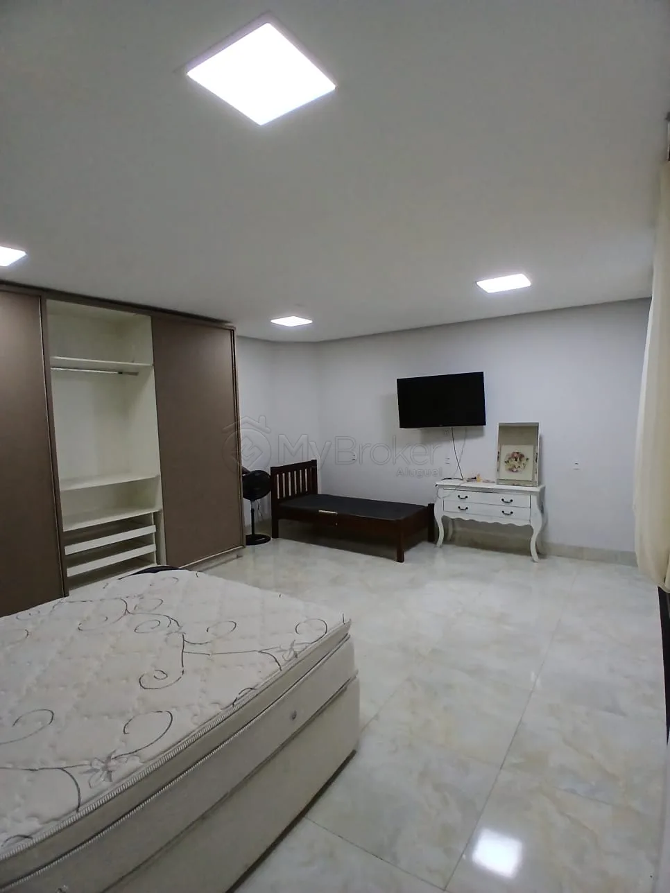 Alugar Casa / Condom&iacute;nio de Ch&aacute;cara em Goi&acirc;nia R$ 13.900,00 - Foto 10