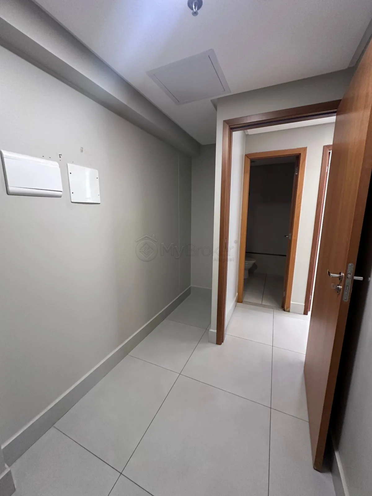Alugar Comercial / Sala em Condom&iacute;nio em Goi&acirc;nia R$ 13.200,00 - Foto 13