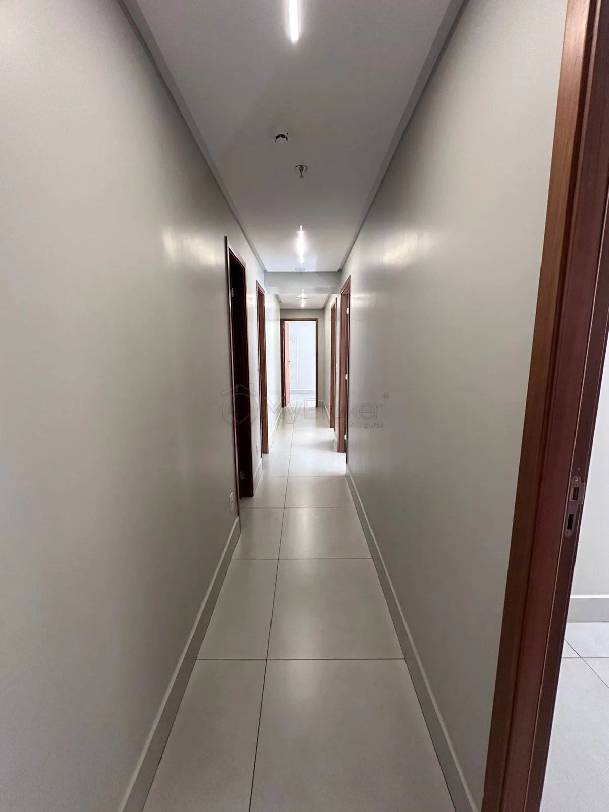 Alugar Comercial / Sala em Condom&iacute;nio em Goi&acirc;nia R$ 13.200,00 - Foto 15