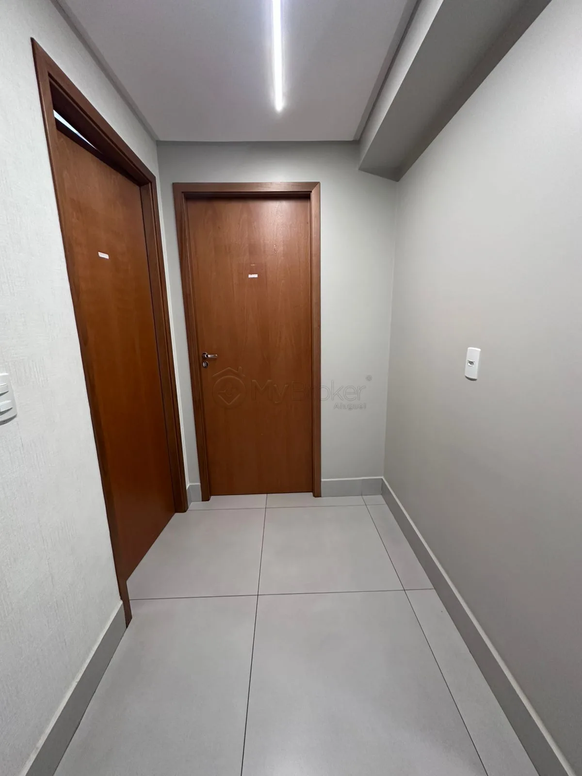Alugar Comercial / Sala em Condom&iacute;nio em Goi&acirc;nia R$ 3.300,00 - Foto 9