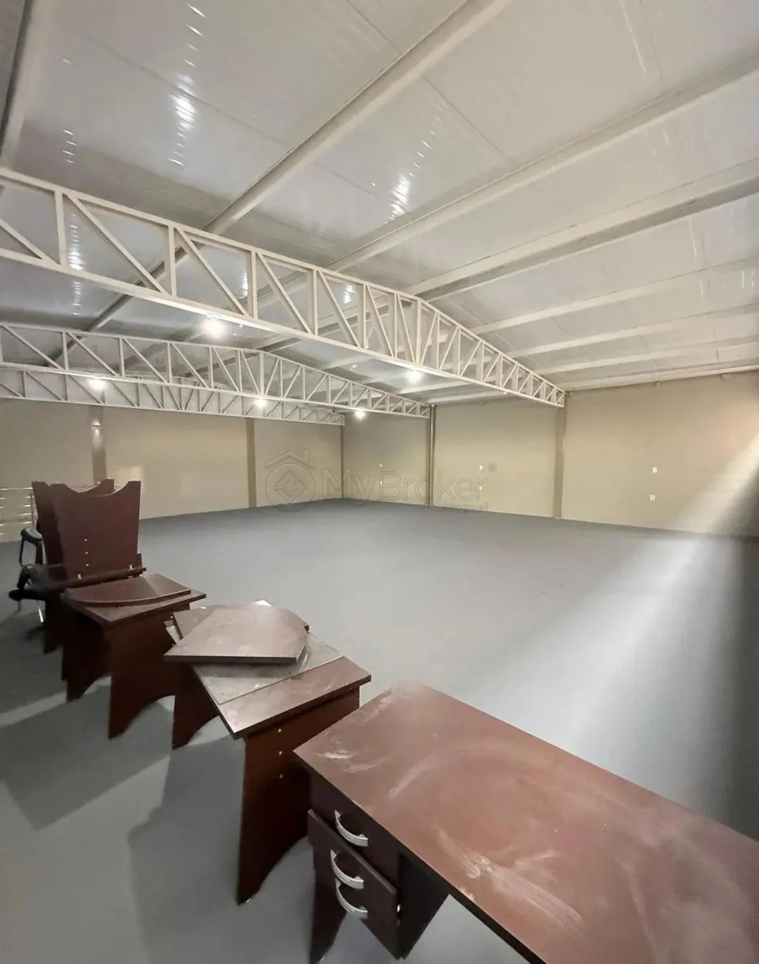 Alugar Comercial / Sala em Goi&acirc;nia R$ 9.500,00 - Foto 1