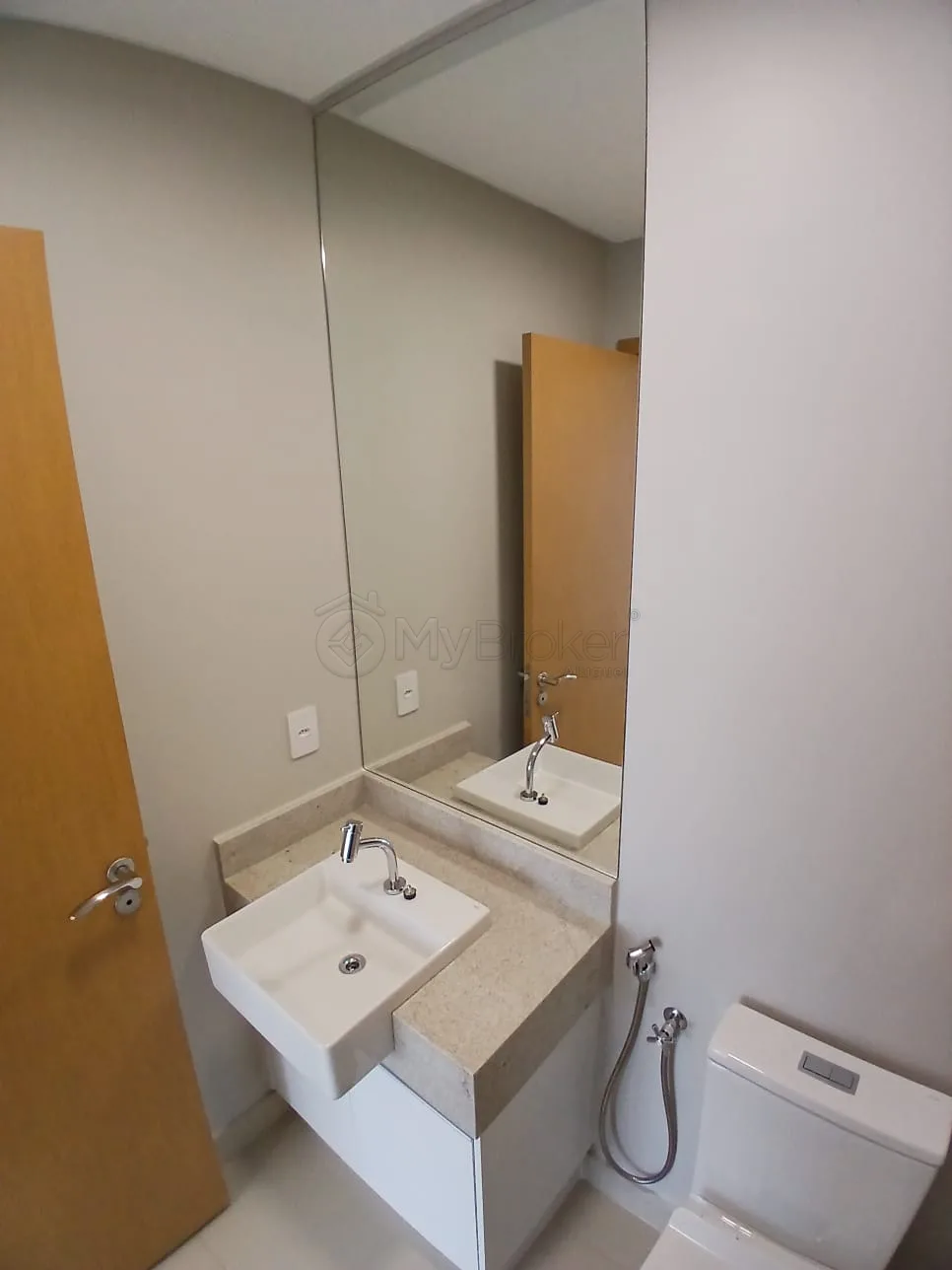 Alugar Comercial / Sala em Condom&iacute;nio em Goi&acirc;nia R$ 4.500,00 - Foto 3