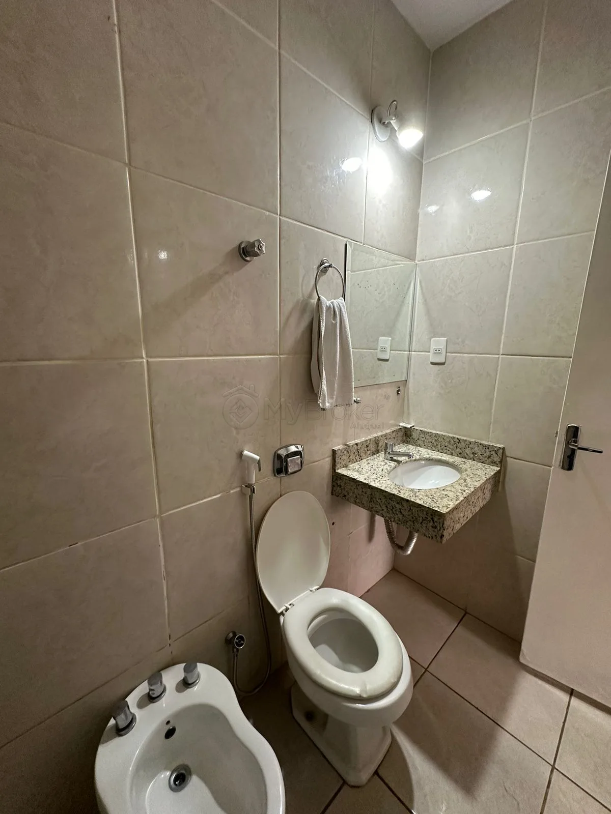 Comprar Comercial / Pousada Hotel em Goi&acirc;nia R$ 4.500.000,00 - Foto 6