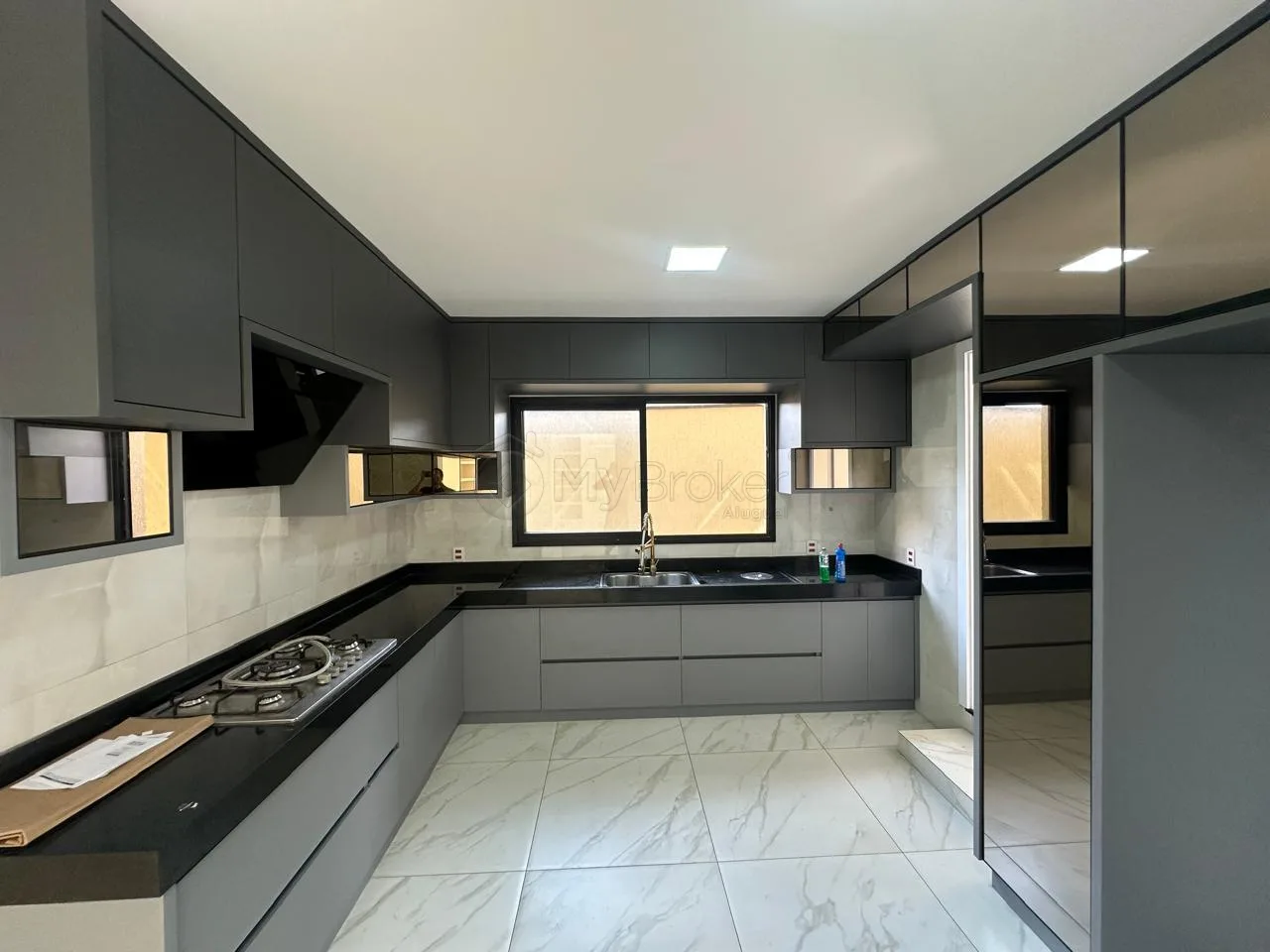 Alugar Casa / Condom&iacute;nio em Goi&acirc;nia R$ 15.000,00 - Foto 7