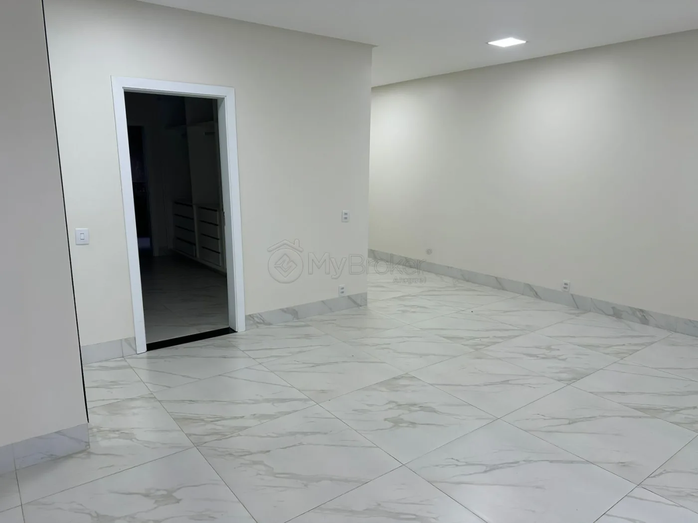 Alugar Casa / Condom&iacute;nio em Goi&acirc;nia R$ 15.000,00 - Foto 15