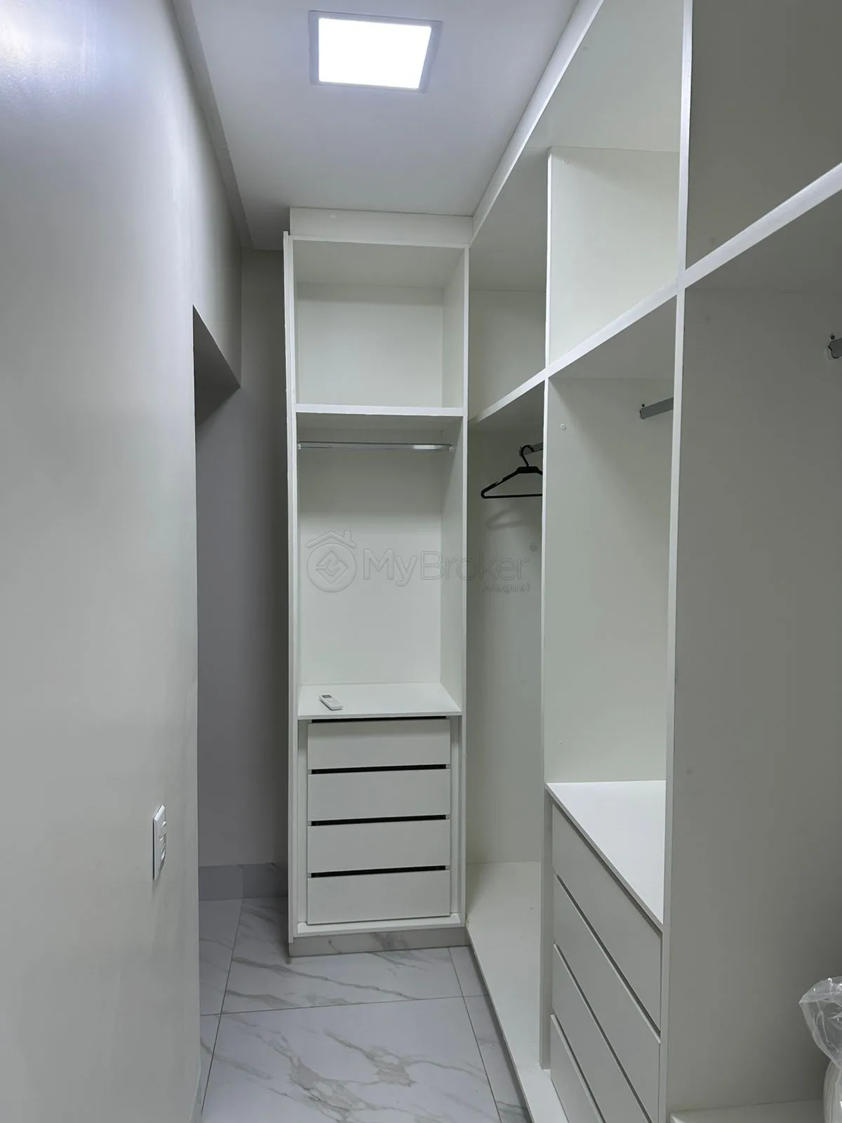 Alugar Casa / Condom&iacute;nio em Goi&acirc;nia R$ 15.000,00 - Foto 17