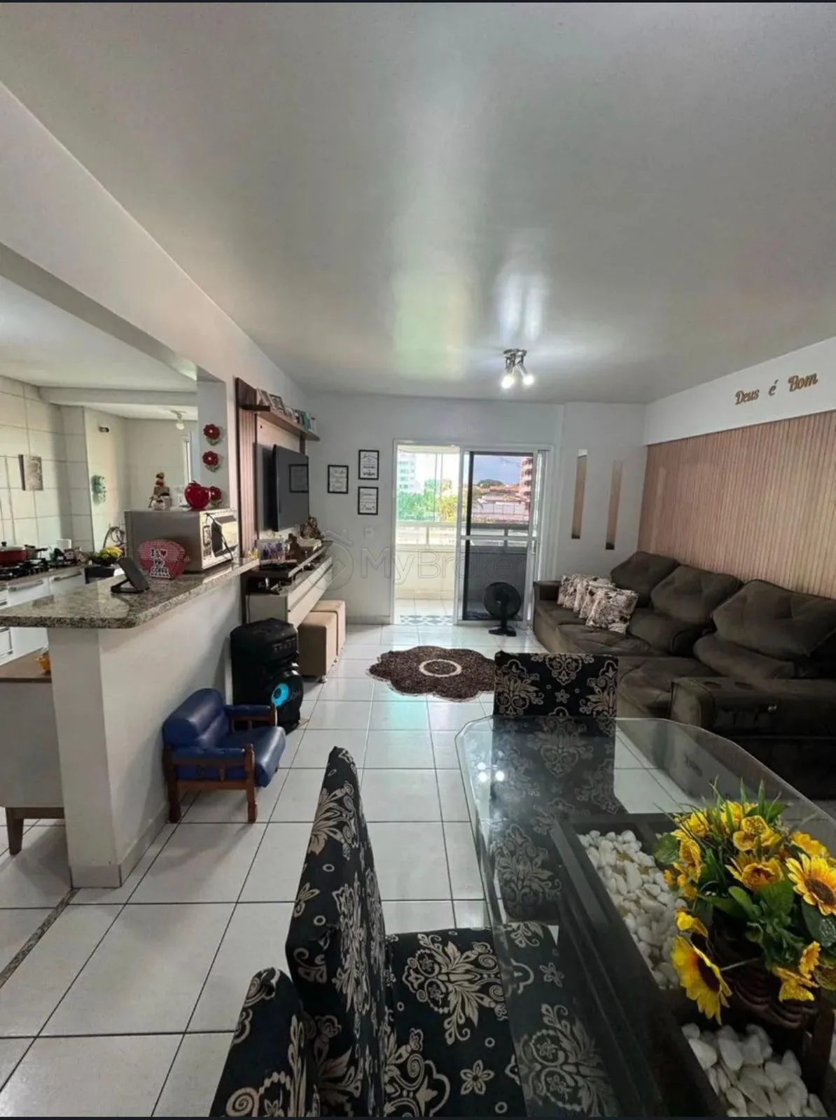 Alugar Apartamento / Padr&atilde;o em Goi&acirc;nia R$ 3.700,00 - Foto 1