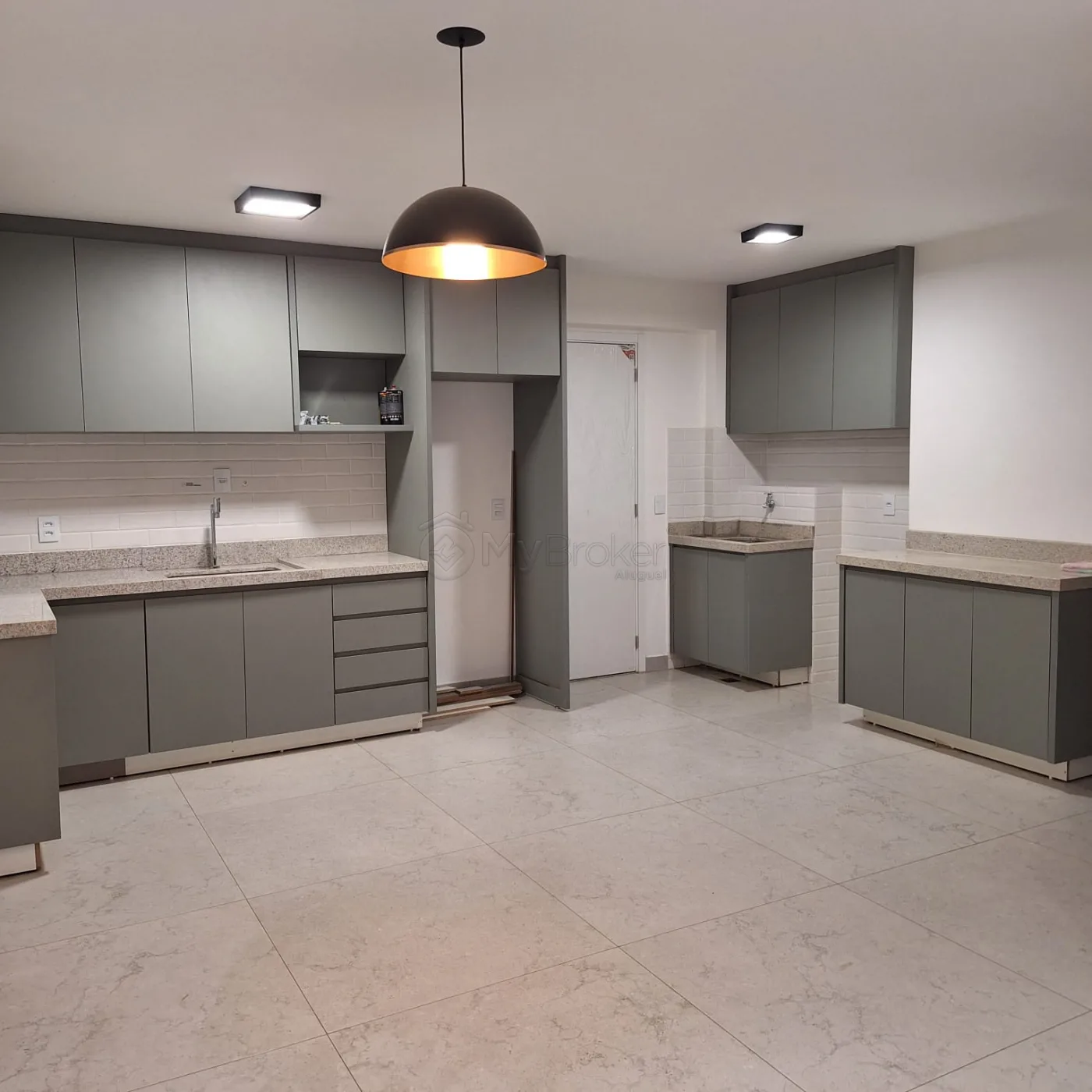 Alugar Apartamento / Padr&atilde;o em Goi&acirc;nia R$ 5.500,00 - Foto 5