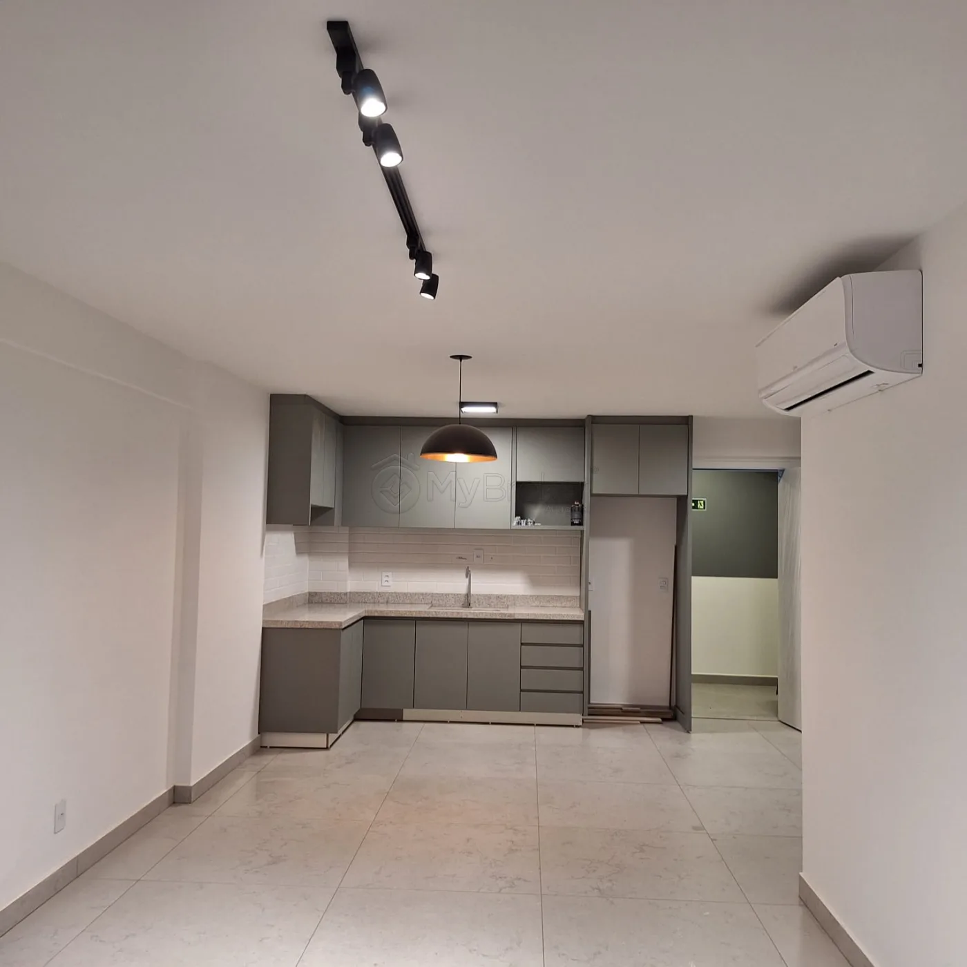 Alugar Apartamento / Padr&atilde;o em Goi&acirc;nia R$ 5.500,00 - Foto 4