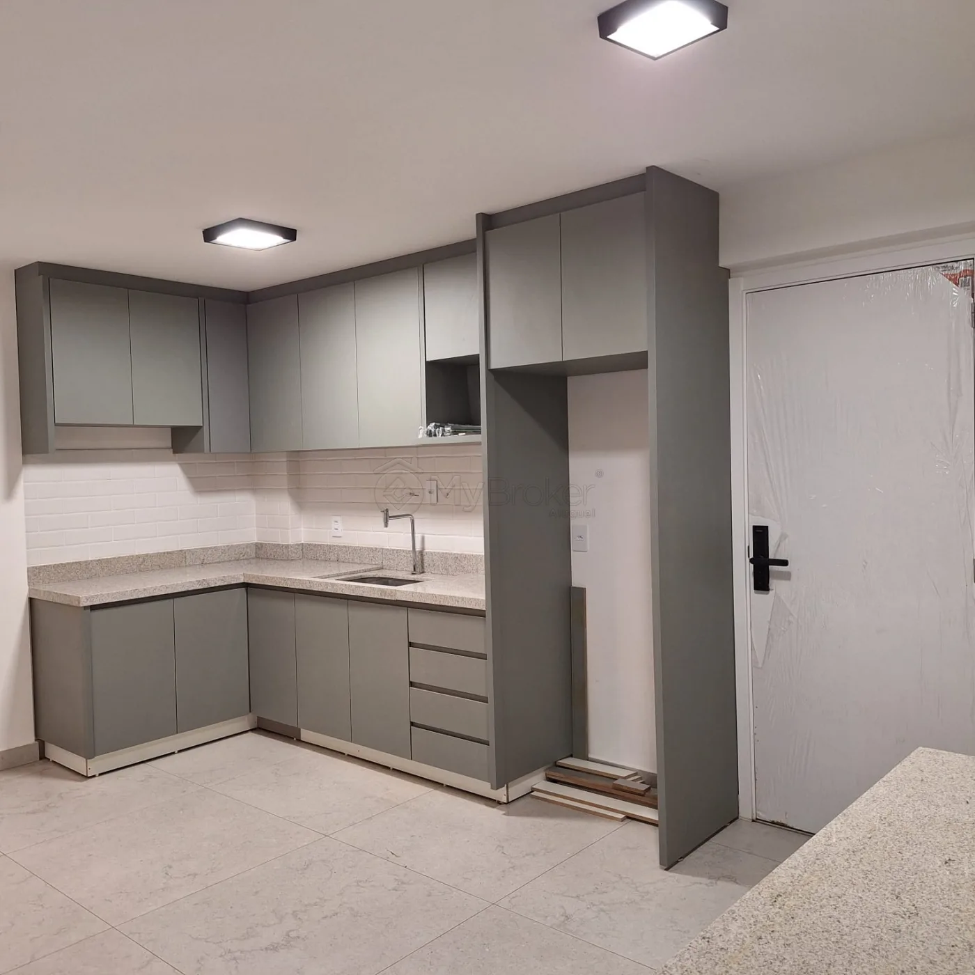 Alugar Apartamento / Padr&atilde;o em Goi&acirc;nia R$ 5.500,00 - Foto 3