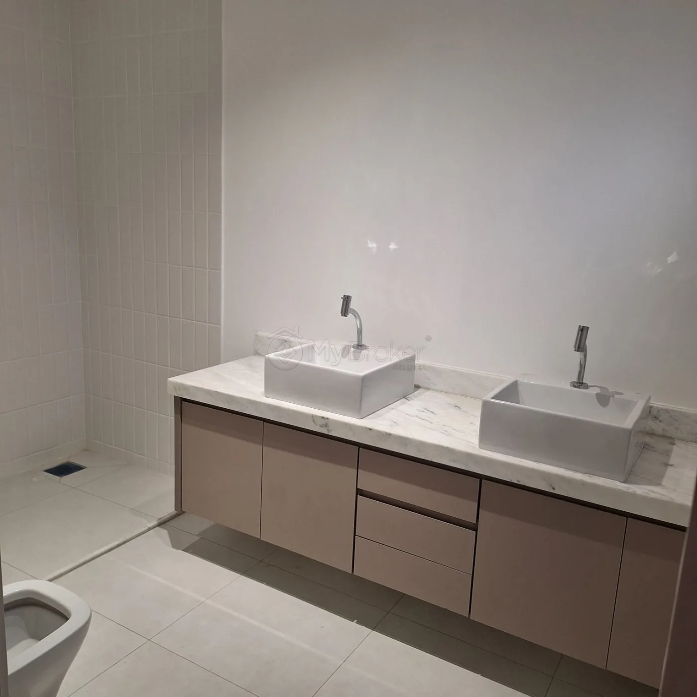 Alugar Apartamento / Padr&atilde;o em Goi&acirc;nia R$ 5.500,00 - Foto 18