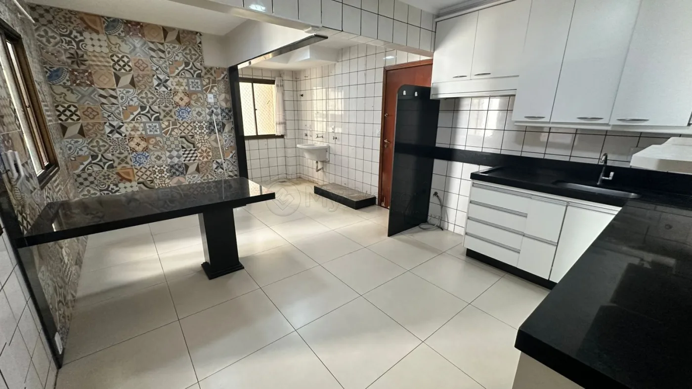 Alugar Apartamento / Padr&atilde;o em Goi&acirc;nia R$ 3.900,00 - Foto 2