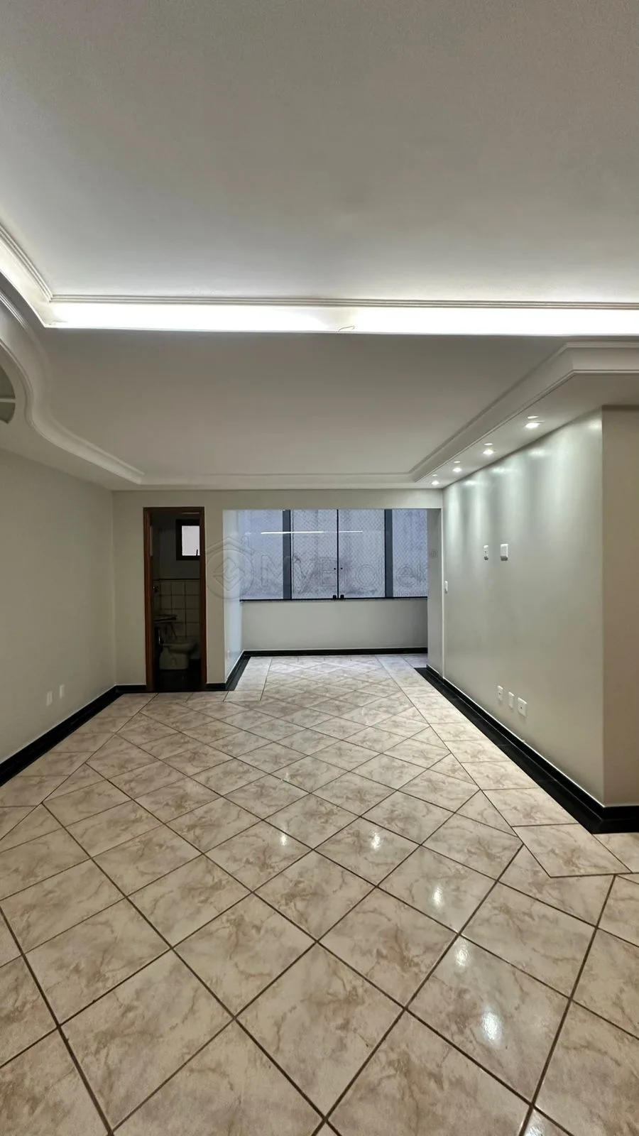 Alugar Apartamento / Padr&atilde;o em Goi&acirc;nia R$ 3.900,00 - Foto 5
