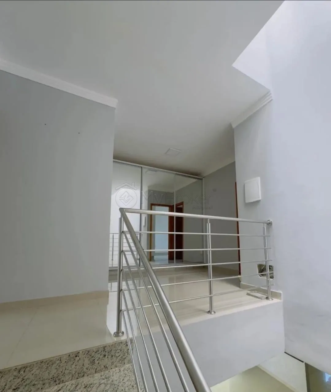 Alugar Casa / Sobrado em Goi&acirc;nia R$ 7.500,00 - Foto 3