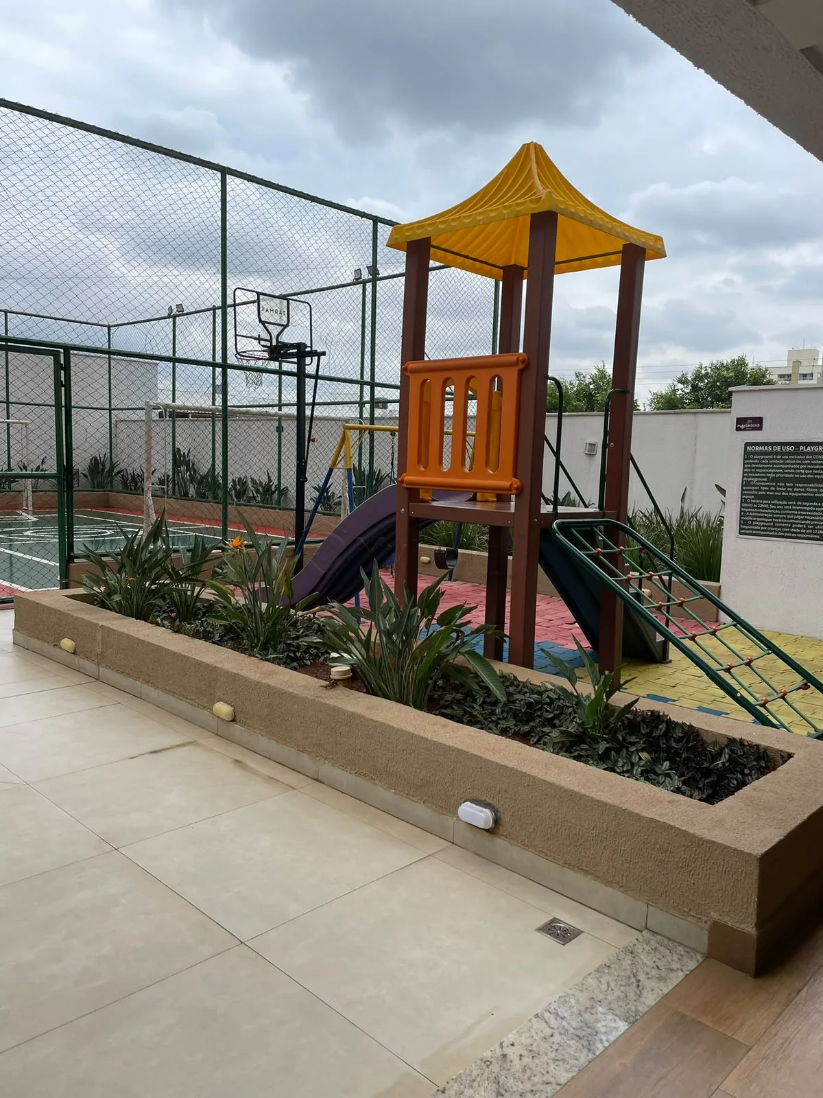 Alugar Apartamento / Padr&atilde;o em Goi&acirc;nia R$ 5.500,00 - Foto 2