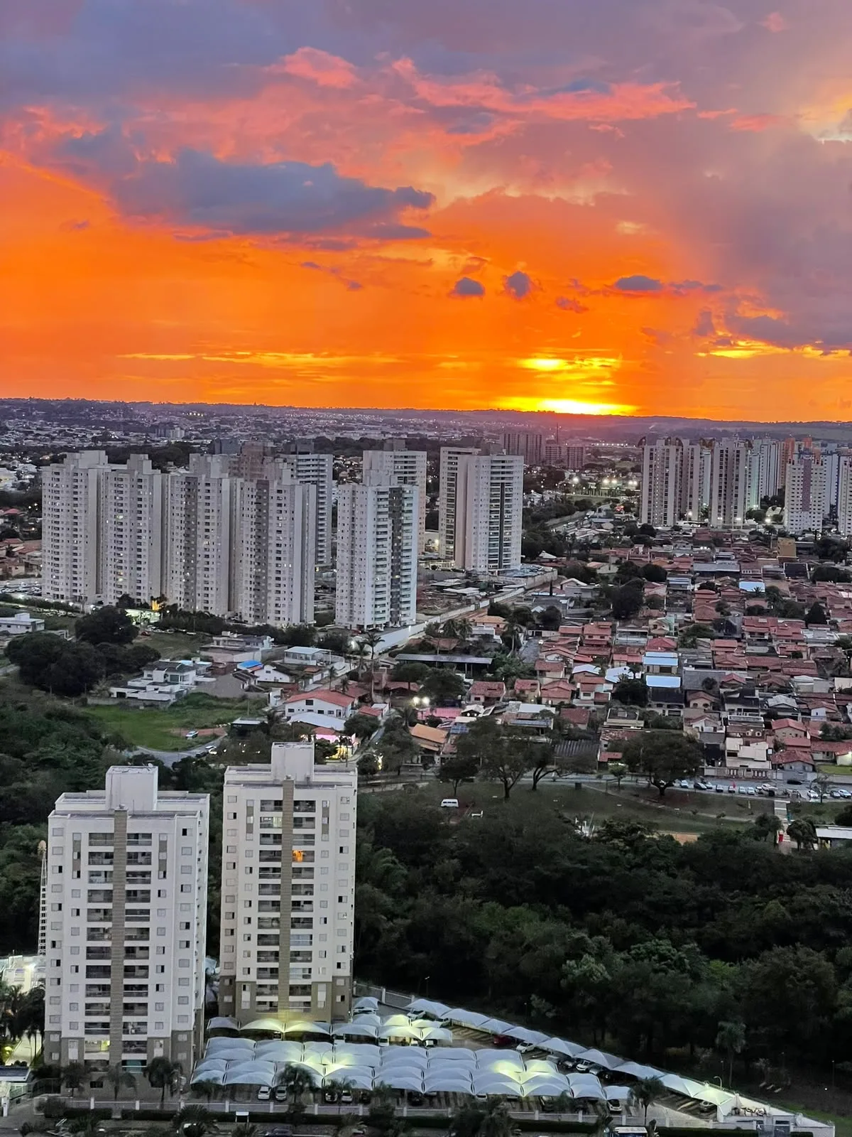Alugar Apartamento / Padr&atilde;o em Goi&acirc;nia R$ 5.500,00 - Foto 3