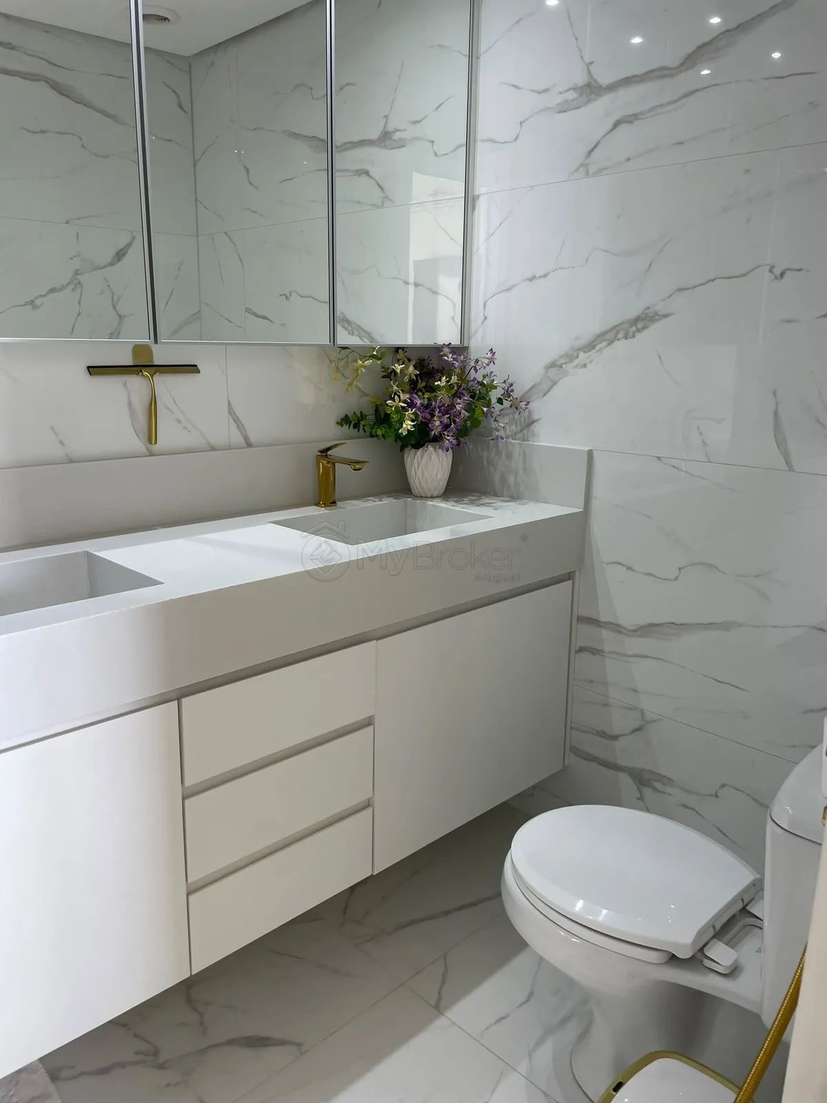 Alugar Apartamento / Padr&atilde;o em Goi&acirc;nia R$ 5.500,00 - Foto 13