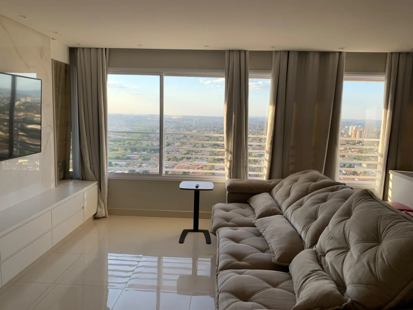 Alugar Apartamento / Padr&atilde;o em Goi&acirc;nia R$ 5.500,00 - Foto 27