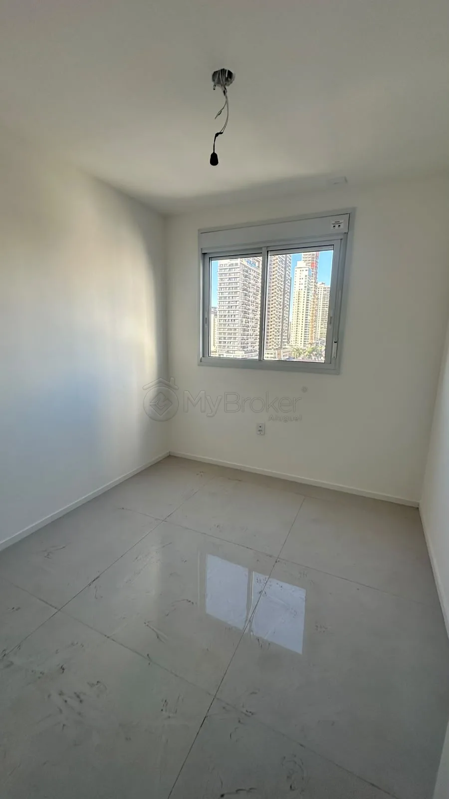 Alugar Apartamento / Padr&atilde;o em Goi&acirc;nia R$ 5.500,00 - Foto 9