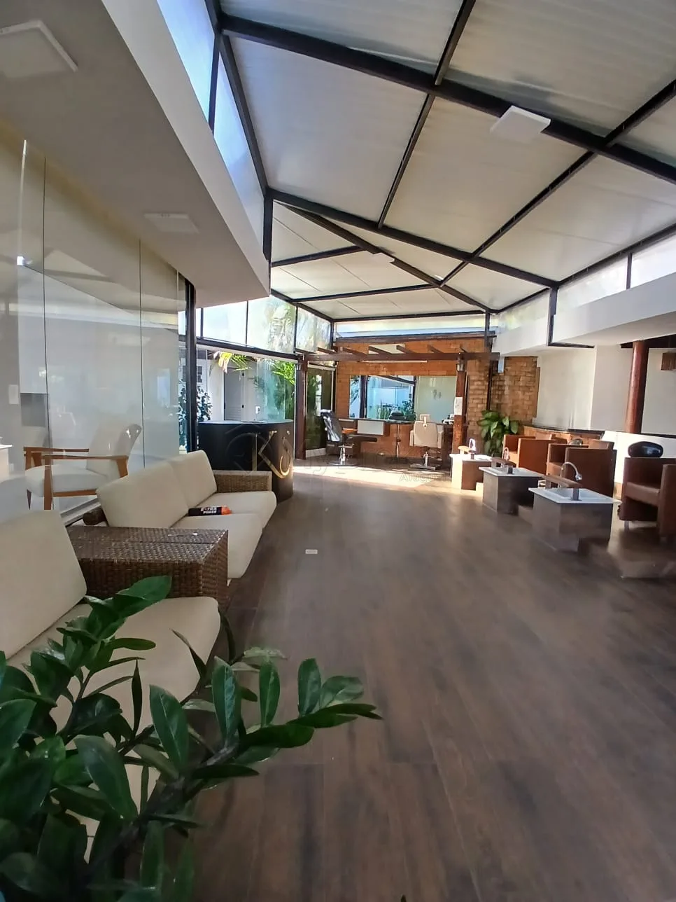 Alugar Comercial / Sala em Goi&acirc;nia R$ 4.000,00 - Foto 4