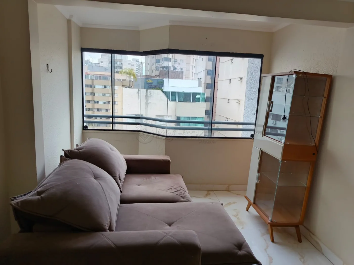Alugar Apartamento / Padr&atilde;o em Goi&acirc;nia R$ 3.900,00 - Foto 3