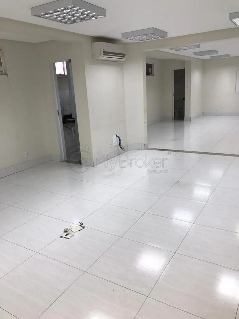 Alugar Comercial / Pr&eacute;dio em Goi&acirc;nia R$ 45.000,00 - Foto 3