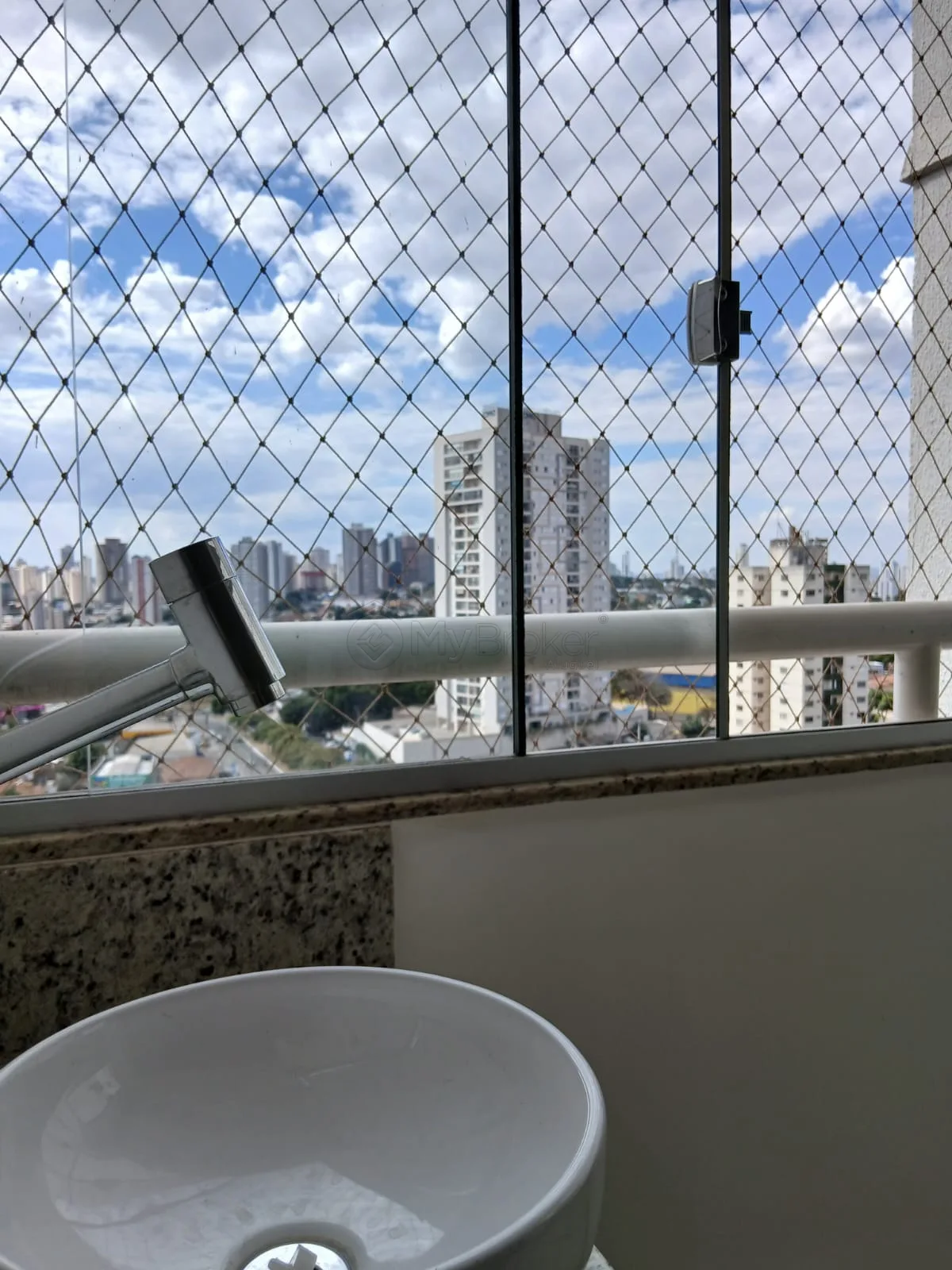Alugar Apartamento / Padr&atilde;o em Goi&acirc;nia R$ 2.000,00 - Foto 3