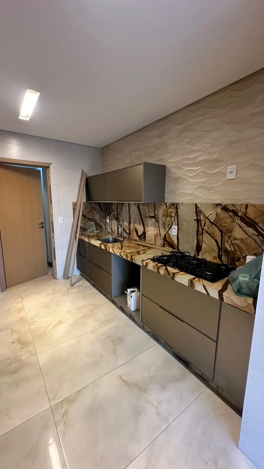 Alugar Apartamento / Padr&atilde;o em Goi&acirc;nia R$ 12.000,00 - Foto 11