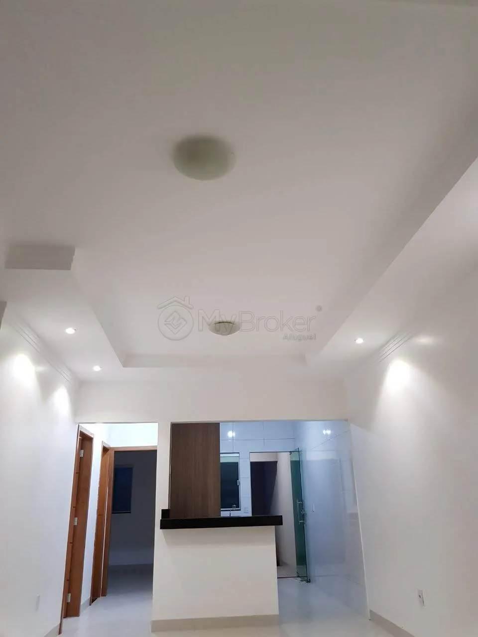 Alugar Casa / Padr&atilde;o em Goi&acirc;nia R$ 2.700,00 - Foto 4