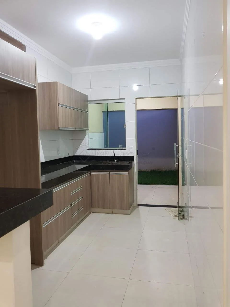 Alugar Casa / Padr&atilde;o em Goi&acirc;nia R$ 2.700,00 - Foto 7