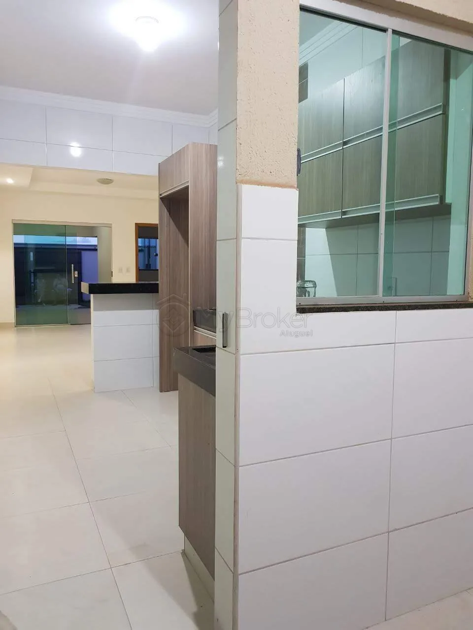 Alugar Casa / Padr&atilde;o em Goi&acirc;nia R$ 2.700,00 - Foto 8