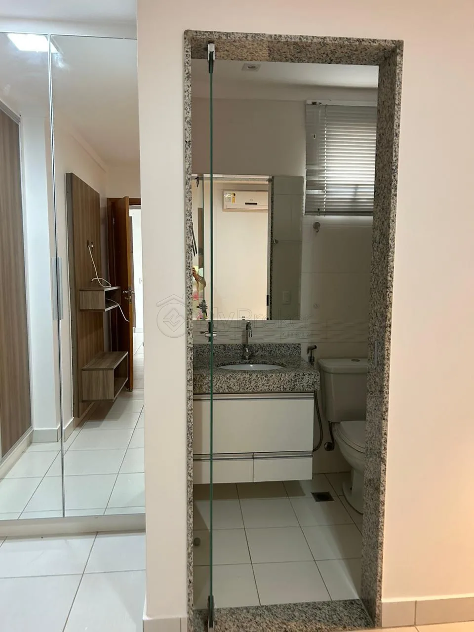 Alugar Apartamento / Padr&atilde;o em Goi&acirc;nia R$ 3.290,00 - Foto 4