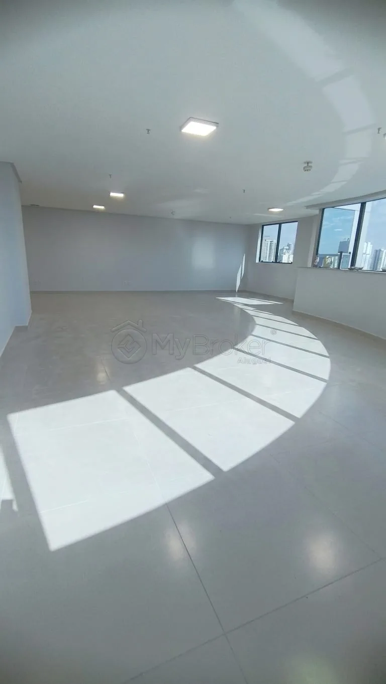 Alugar Comercial / Sala em Condom&iacute;nio em Goi&acirc;nia R$ 6.000,00 - Foto 5