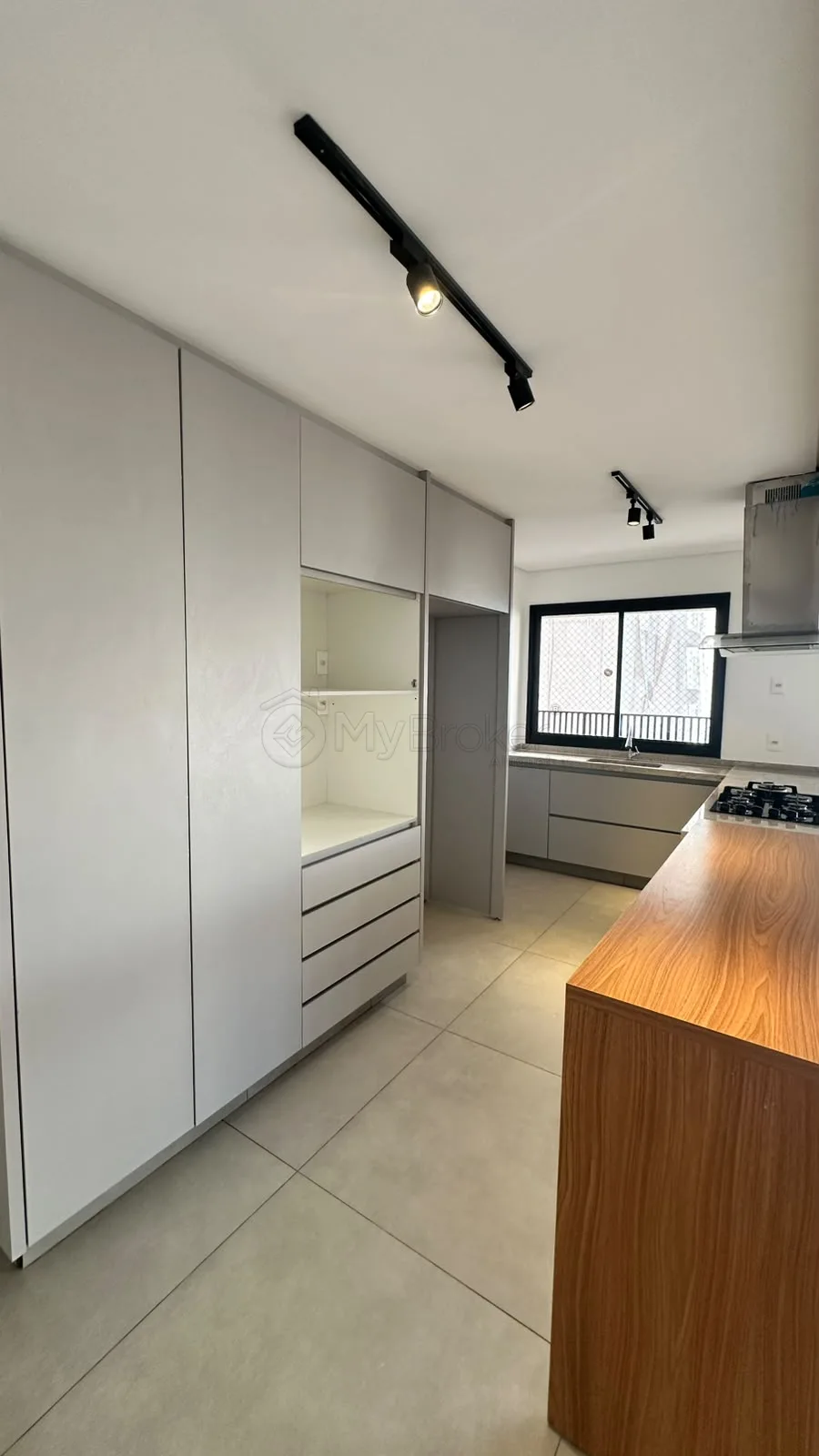 Alugar Apartamento / Padr&atilde;o em Goi&acirc;nia R$ 8.000,00 - Foto 7