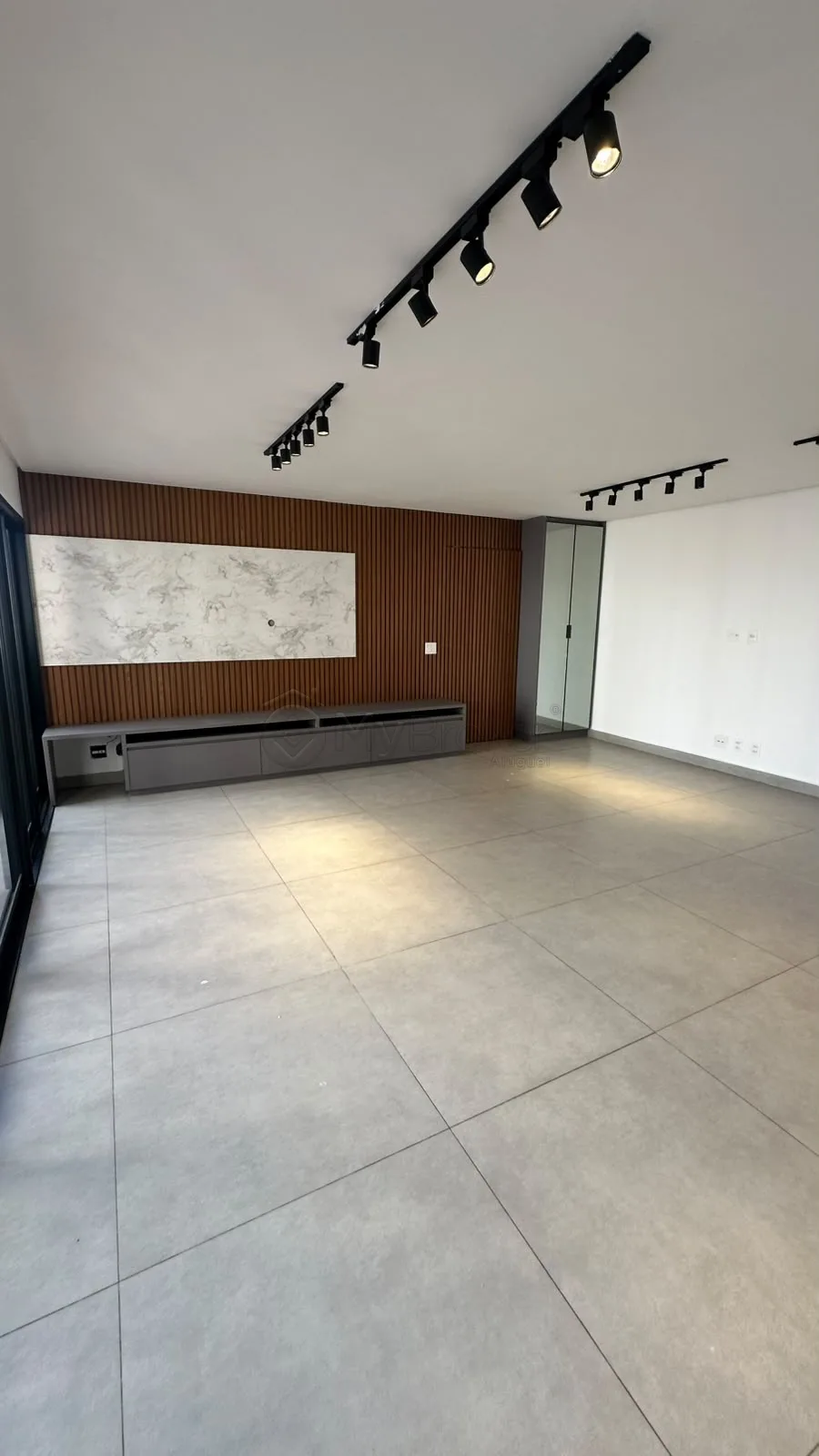 Alugar Apartamento / Padr&atilde;o em Goi&acirc;nia R$ 8.000,00 - Foto 5