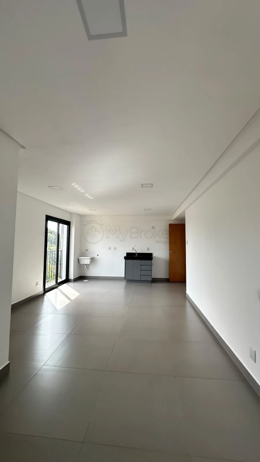 Alugar Apartamento / Flat em Goi&acirc;nia R$ 1.700,00 - Foto 1