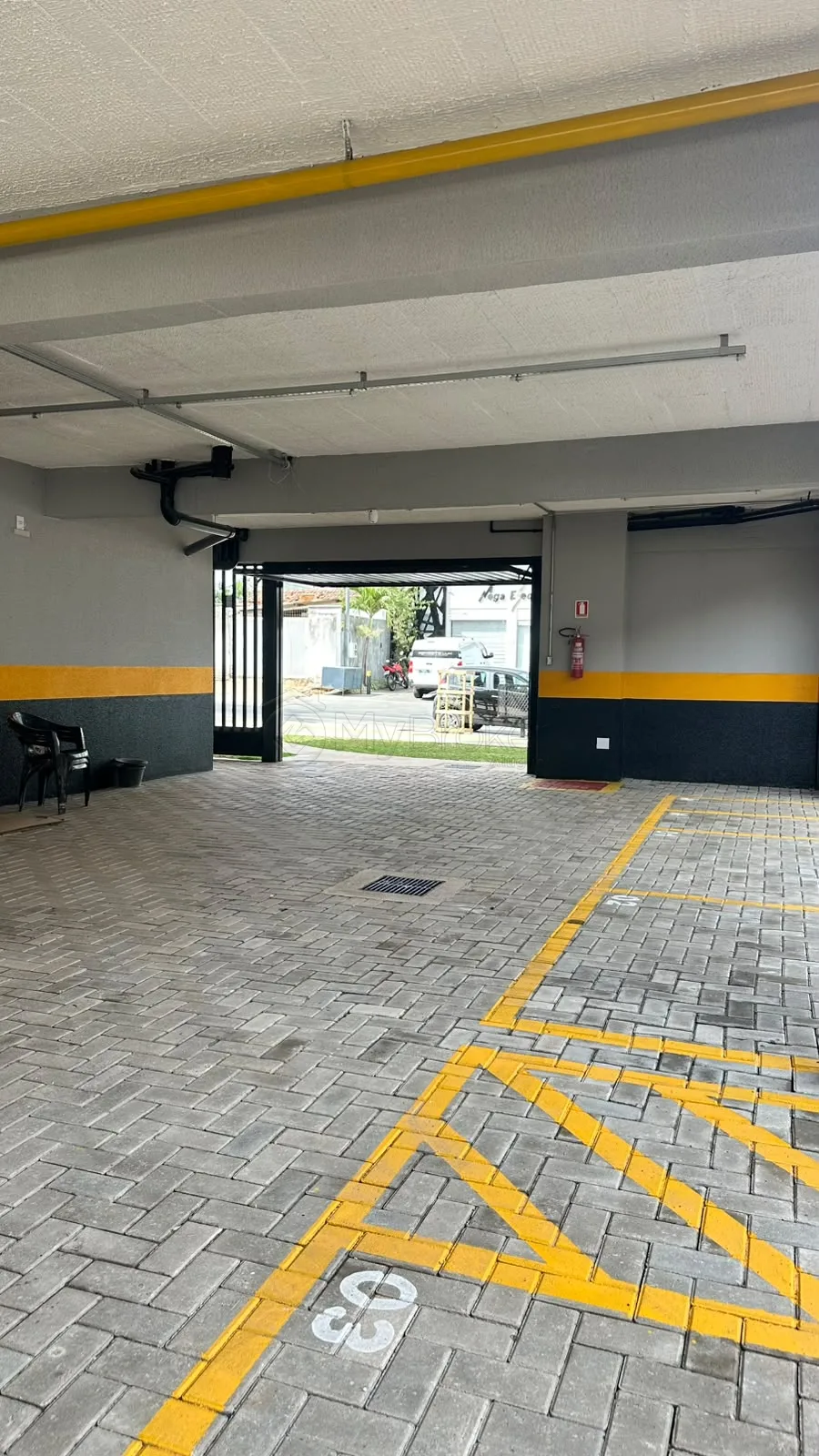 Alugar Apartamento / Flat em Goi&acirc;nia R$ 1.700,00 - Foto 14