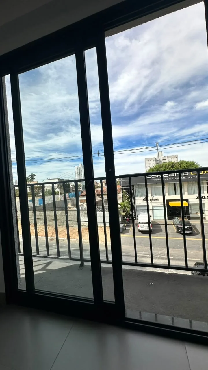 Alugar Apartamento / Flat em Goi&acirc;nia R$ 1.900,00 - Foto 9