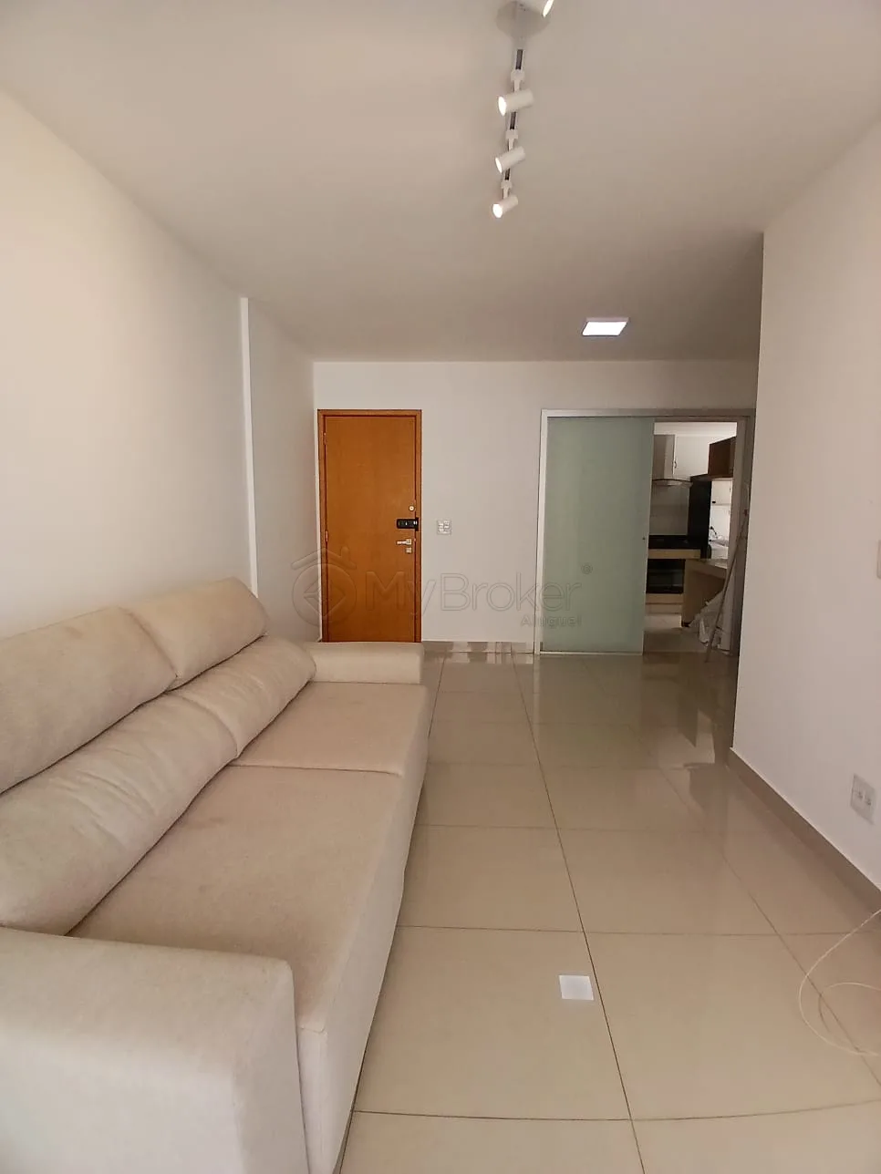 Alugar Apartamento / Padr&atilde;o em Goi&acirc;nia R$ 3.900,00 - Foto 1