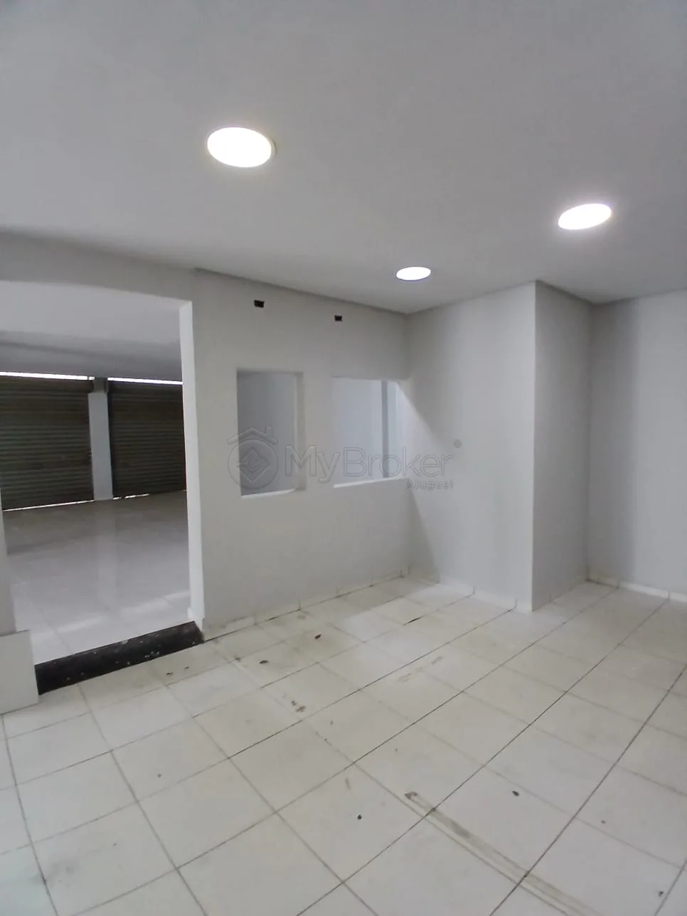 Alugar Comercial / Sala em Goi&acirc;nia R$ 9.800,00 - Foto 6