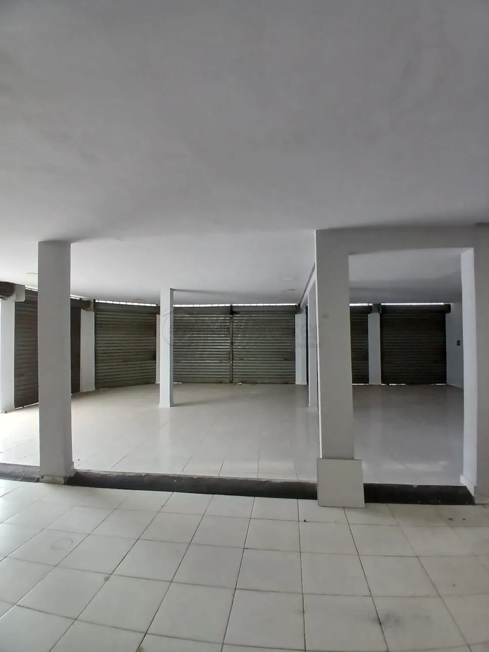 Alugar Comercial / Sala em Goi&acirc;nia R$ 9.800,00 - Foto 3